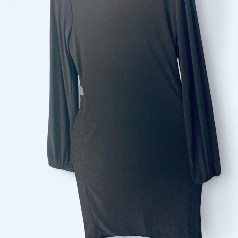 Black bodycon dress with cut out detail and long sleeves approx M Saints - Picture 2 of 5